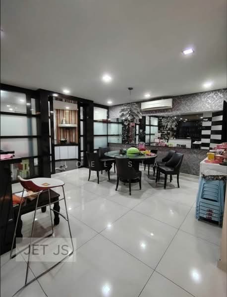 Rumah Teres 2 Tingkat untuk Dijual di Klang (Selangor) - Joel Sia - Dining Room - PropertyGuru.com.my