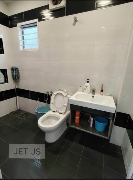 Rumah Teres 2 Tingkat untuk Dijual di Klang (Selangor) - Joel Sia - Bathroom - PropertyGuru.com.my