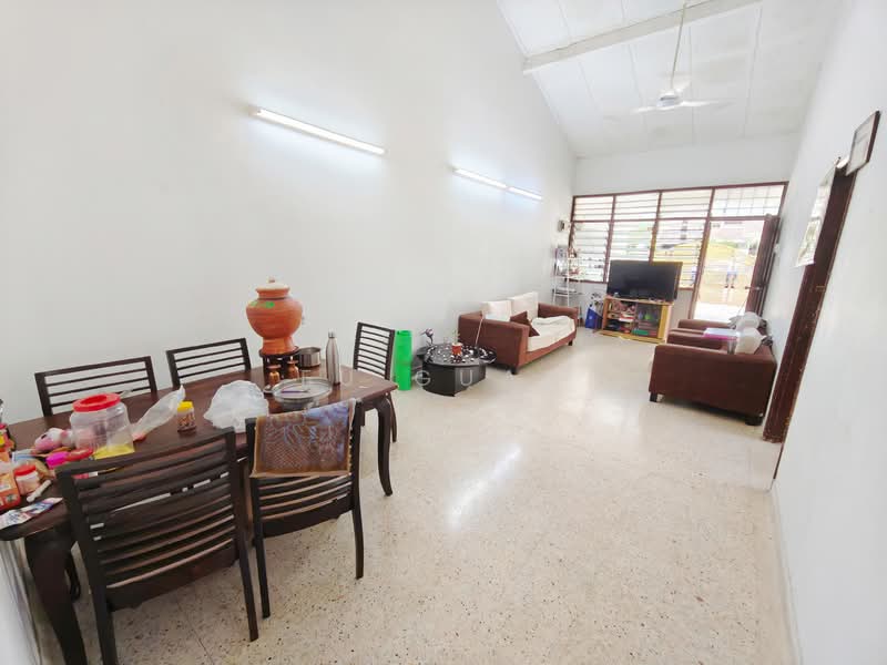 1-storey Terraced House for Sale in Taman Rinting (Masai) - Fu Guan - PropertyGuru.com.my
