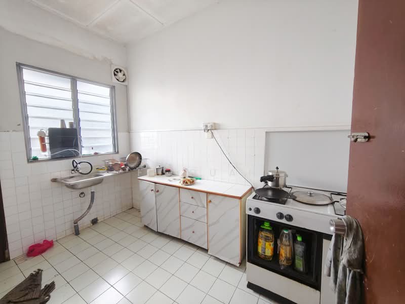 1-storey Terraced House for Sale in Taman Rinting (Masai) - Fu Guan - PropertyGuru.com.my