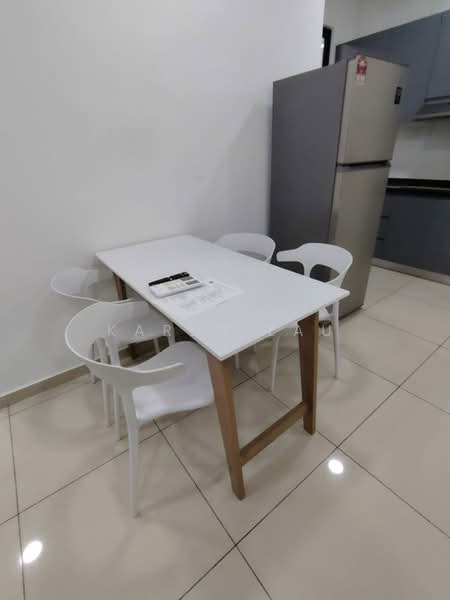 Servis Apartment untuk Disewa di Kenwingston Avenue - Karen Lau - Dining Room - PropertyGuru.com.my
