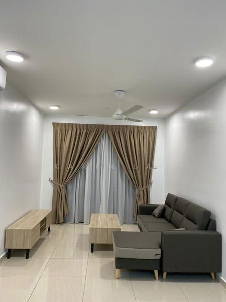 Kediaman Servis untuk Disewa di Kenwingston Avenue - Karen Lau - Living Room - PropertyGuru.com.my