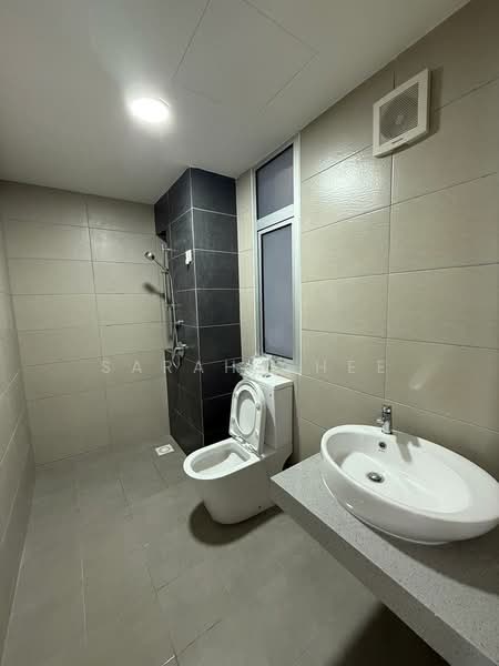 Servis Apartment untuk Disewa di MIRAI Residences - Sarah Chee - Bathroom - PropertyGuru.com.my