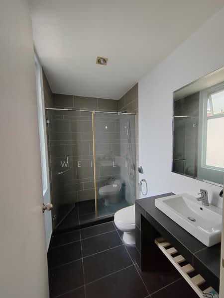 Bungalow for Sale in Seri Kembangan (Selangor) - Wei Liew - Bathroom - PropertyGuru.com.my