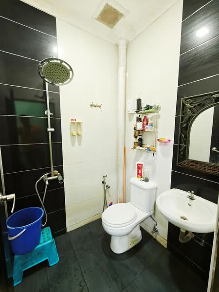 1-storey Terraced House for Sale in Taman Rinting (Masai) - Fu Guan - PropertyGuru.com.my