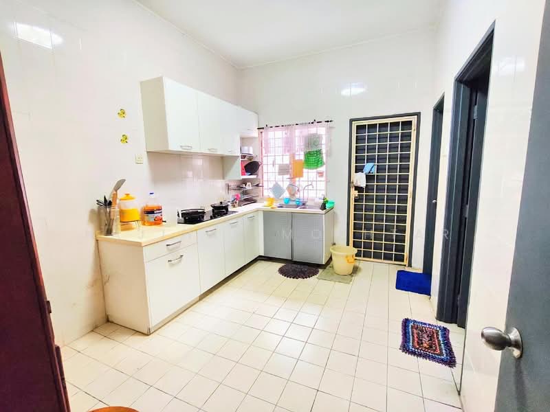2-storey Terraced House for Sale in Bukit Jelutong (Shah Alam) - Najihah Mokhtar - PropertyGuru.com.my