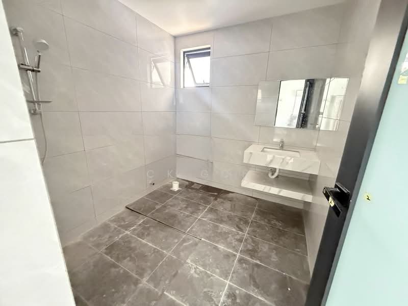 Rumah Teres 2 Tingkat untuk Disewa di Gelugor (Penang) - CK Goh - Bathroom - PropertyGuru.com.my