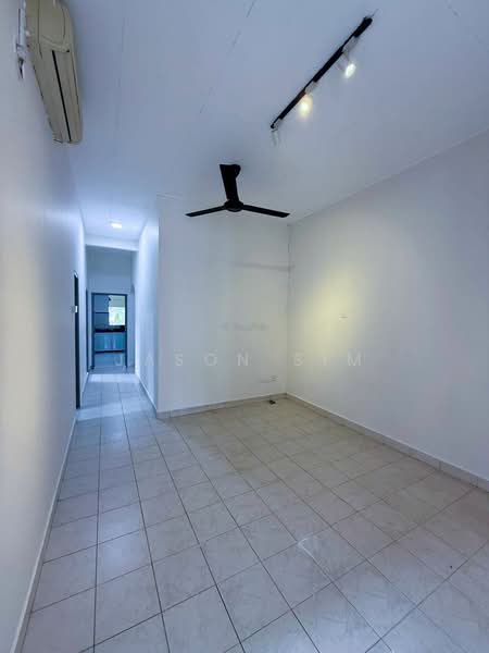 2-storey Terraced House for Sale in Bandar Seri Alam (Masai) - Jason Sim - Corridor - PropertyGuru.com.my
