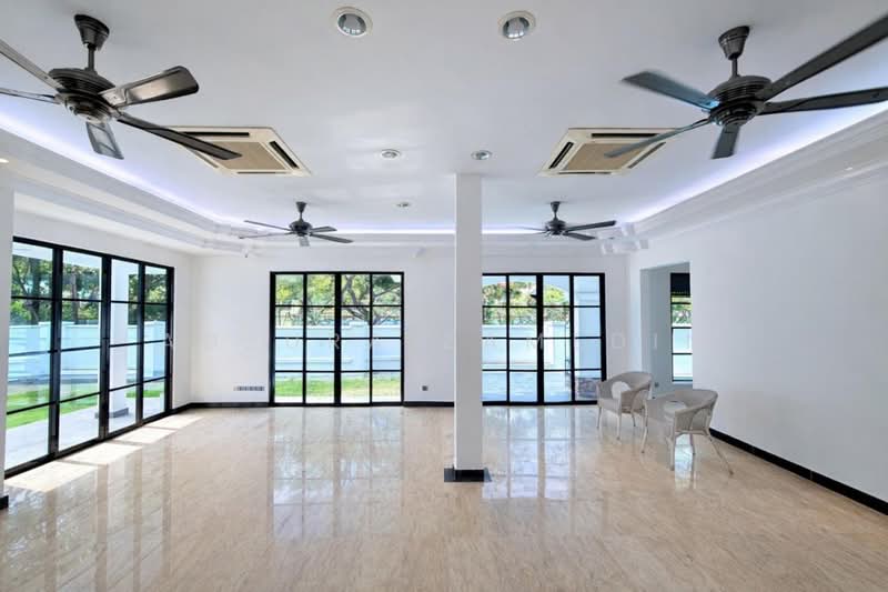 Bungalow for Sale in Ara Damansara (Selangor) - Adzura Zamedin - Living Room - PropertyGuru.com.my