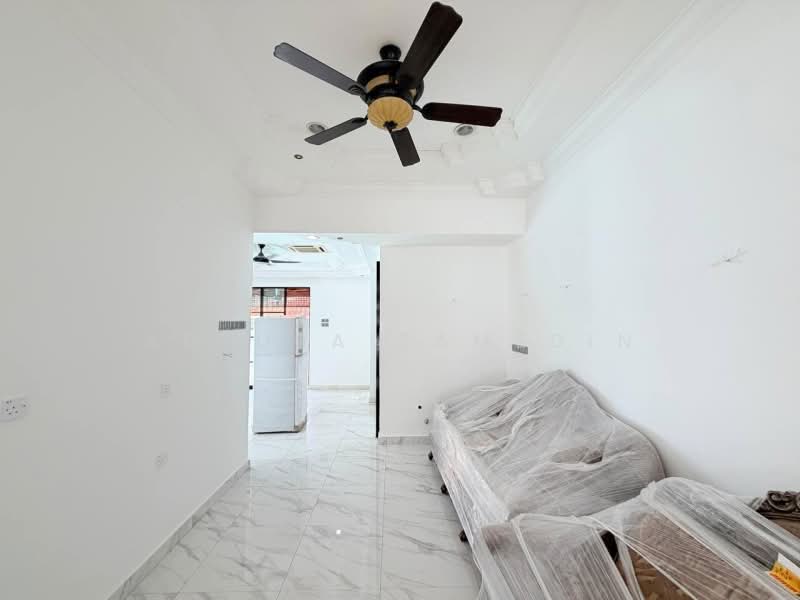 Bungalow for Sale in Ara Damansara (Selangor) - Adzura Zamedin - Living Room - PropertyGuru.com.my