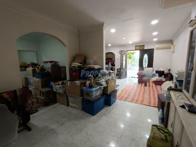 Rumah Teres 2 Tingkat untuk Dijual di Subang Jaya (Selangor) - Reena Sarif - Living Room - PropertyGuru.com.my
