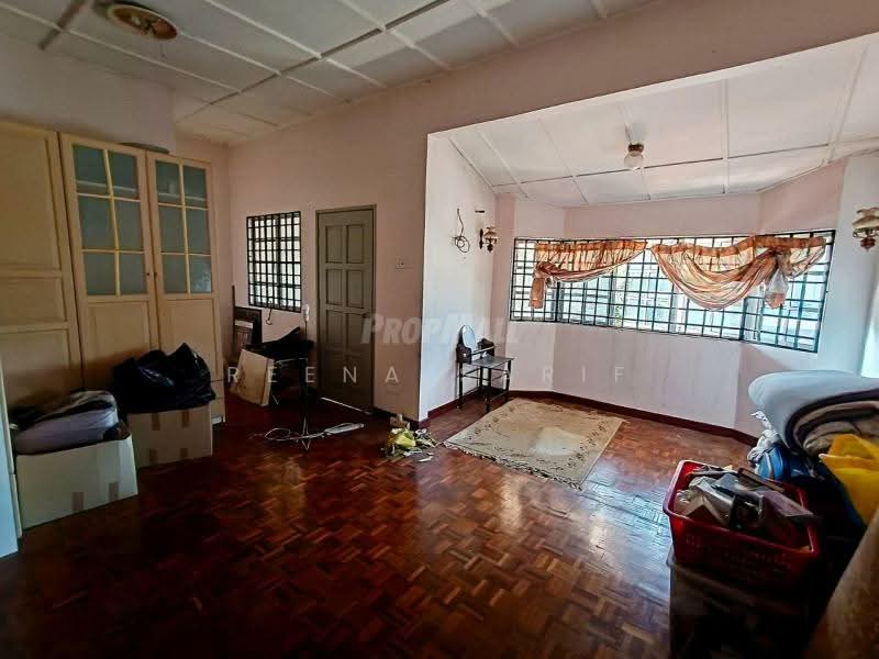 Rumah Teres 2 Tingkat untuk Dijual di Subang Jaya (Selangor) - Reena Sarif - Living Room - PropertyGuru.com.my