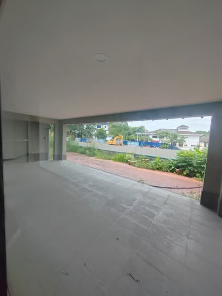 Bungalow for Sale in Seri Kembangan (Selangor) - Wei Liew - Exterior - PropertyGuru.com.my