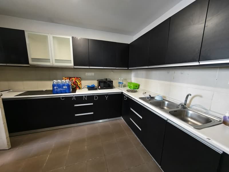 Service Residence for Sale at Taragon Puteri Bintang - Candy Soon - Kitchen - PropertyGuru.com.my