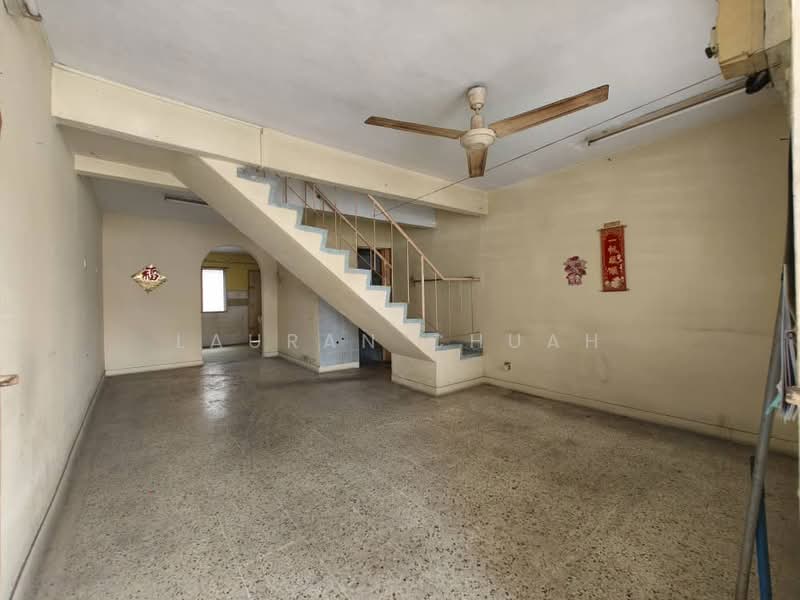 2-storey Terraced House for Sale in Taman Castlefield (Sri Petaling) - Lauran Chuah - PropertyGuru.com.my