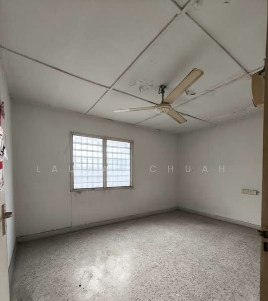 2-storey Terraced House for Sale in Taman Castlefield (Sri Petaling) - Lauran Chuah - PropertyGuru.com.my
