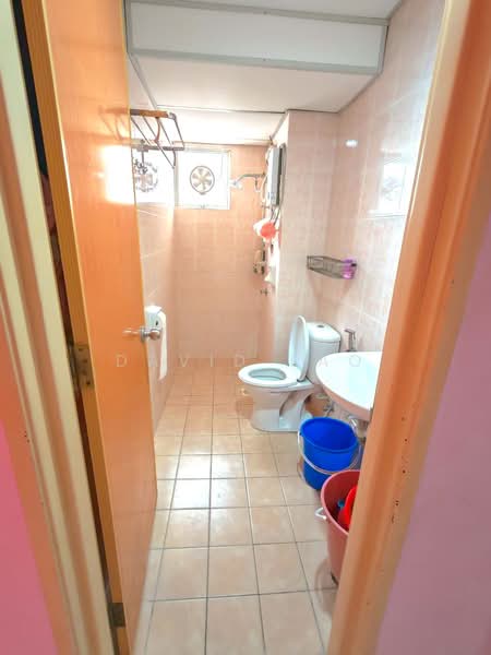 Condominium for Rent at Wangsa Metroview - David Lao - Bathroom - PropertyGuru.com.my