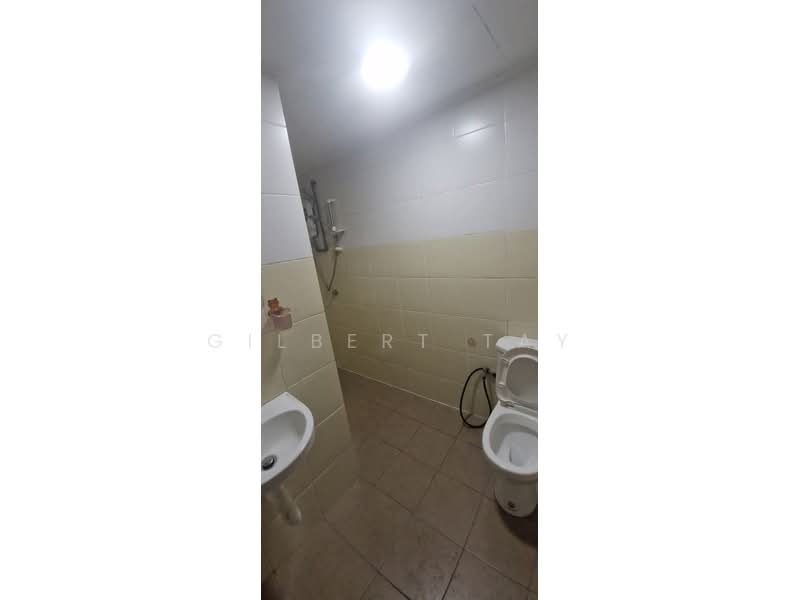 Service Residence for Rent at OUG Parklane - Gilbert Tay - Bathroom - PropertyGuru.com.my