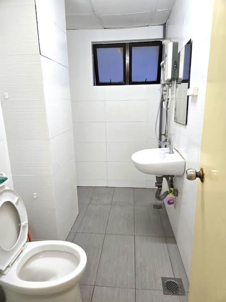 Condominium for Rent at Vista Komanwel A - David Lao - PropertyGuru.com.my
