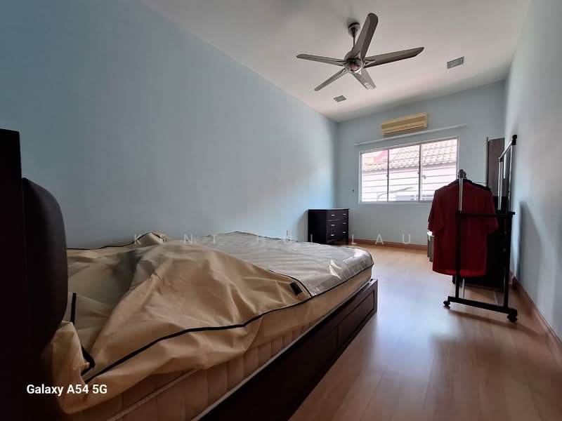 2-storey Terraced House for Sale in Bandar Nusaputra (Puchong) - KENT HUI LAU - Bedroom - PropertyGuru.com.my