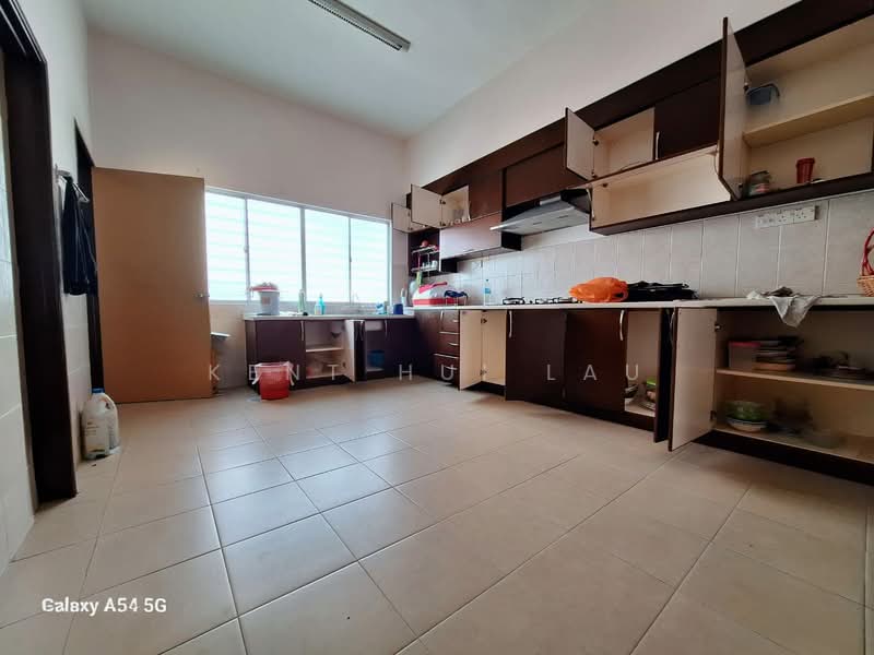 2-storey Terraced House for Sale in Bandar Nusaputra (Puchong) - KENT HUI LAU - Kitchen - PropertyGuru.com.my