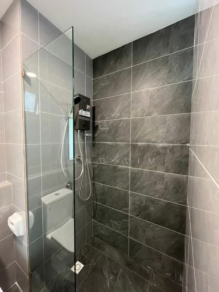 Condominium for Rent at Lucerne Residences - Yang Lim - Bathroom - PropertyGuru.com.my