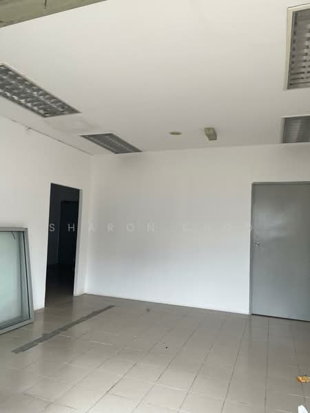 Shop for Sale in Subang Jaya (Selangor) - Sharon Choo - Interior - PropertyGuru.com.my