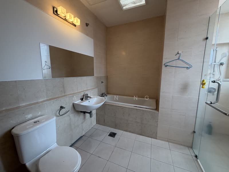 Semi-Detached House for Sale in Mutiara Seputeh (Seputeh) - Aivan Ng - Bathroom - PropertyGuru.com.my