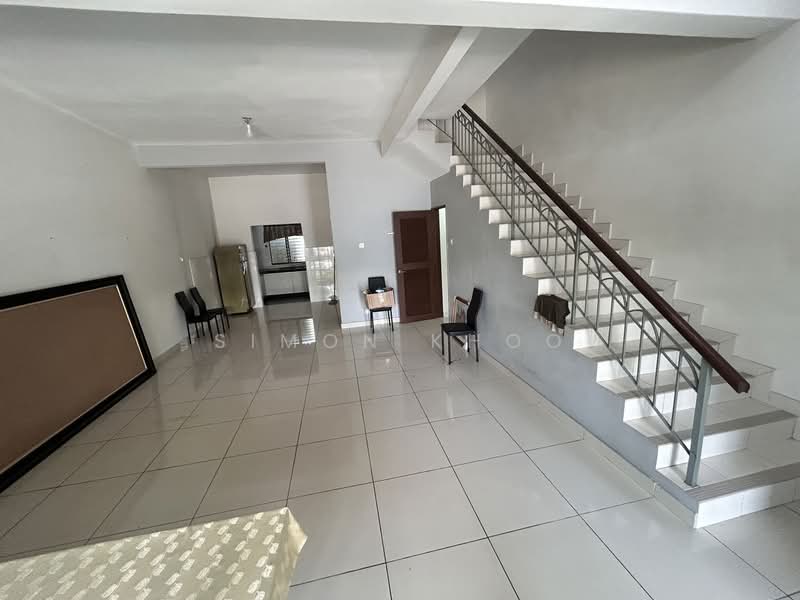 2-storey Terraced House for Rent in Bandar Puteri Klang (Klang) - Simon Khoo - Living Room - PropertyGuru.com.my