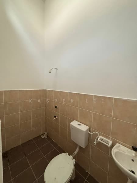 Rumah Teres 2 Tingkat untuk Dijual di Pasir Gudang (Johor) - Kasper Lee - Bathroom - PropertyGuru.com.my