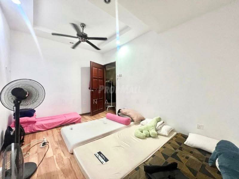 2-storey Terraced House for Sale in Shah Alam (Selangor) - Reena Sarif - Bedroom - PropertyGuru.com.my