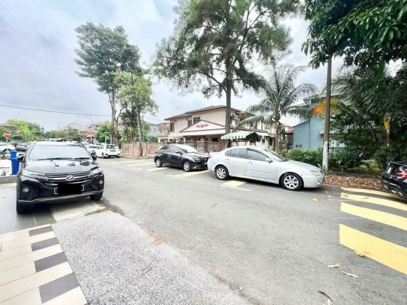 2-storey Terraced House for Sale in Shah Alam (Selangor) - Reena Sarif - Exterior - PropertyGuru.com.my