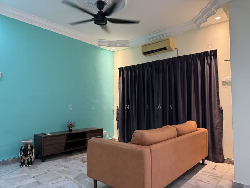 2.5-storey Terraced House for Sale in Taman Cheras Jaya (Cheras) - Steven Tay - Living Room - PropertyGuru.com.my
