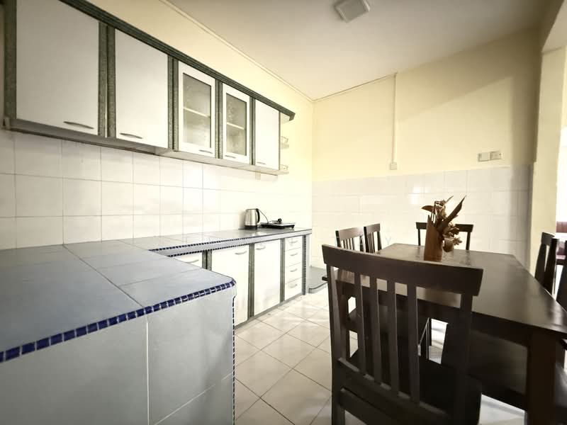 2.5-storey Terraced House for Sale in Taman Cheras Jaya (Cheras) - Steven Tay - Kitchen - PropertyGuru.com.my