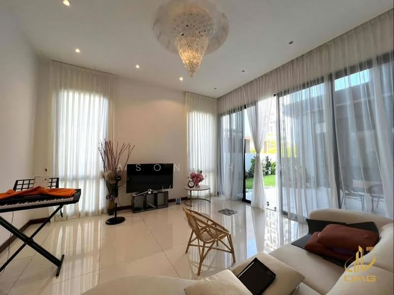 Rumah Banglo untuk Dijual di Eco Sanctuary (Telok Panglima Garang) - Mason Chiah - Living Room - PropertyGuru.com.my