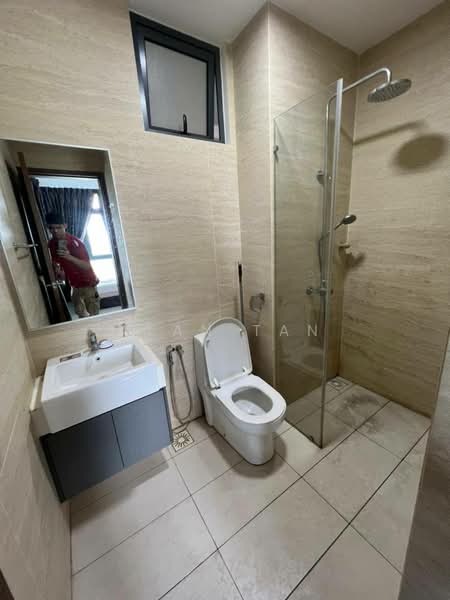 Service Residence for Rent at Crescent Bay Suites (Teluk Bayu) - Alan Tan - Bathroom - PropertyGuru.com.my