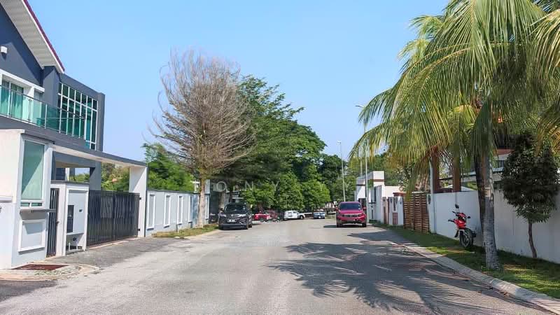 Bungalow for Sale in Ukay Bistari (Ulu Kelang) - Tony YY - Exterior - PropertyGuru.com.my