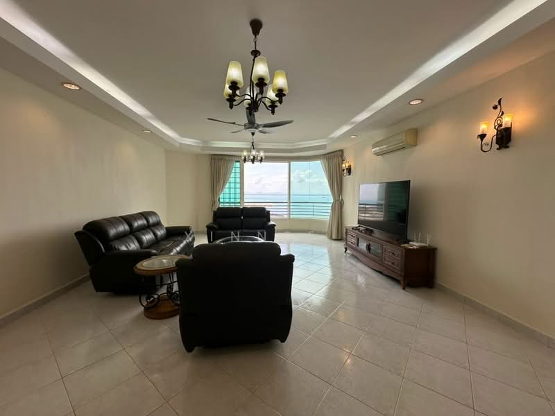 Condominium for Rent at Gurney Beach Resort - Xinnee . - Living Room - PropertyGuru.com.my