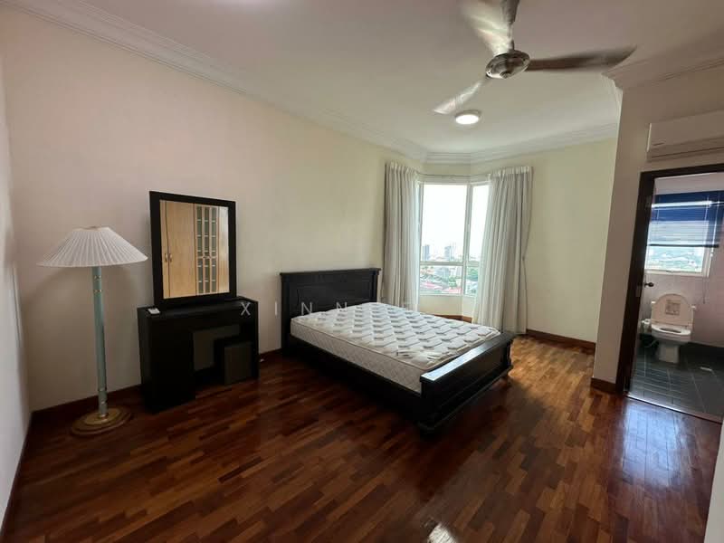 Condominium for Rent at Gurney Beach Resort - Xinnee . - Bedroom - PropertyGuru.com.my