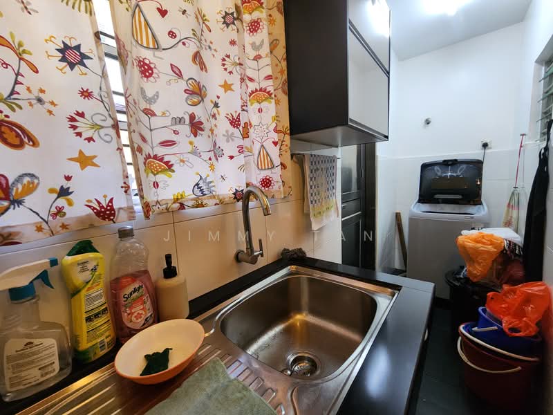 2-storey Terraced House for Sale in Sungai Buloh (Selangor) - Jimmy Tan - Kitchen - PropertyGuru.com.my