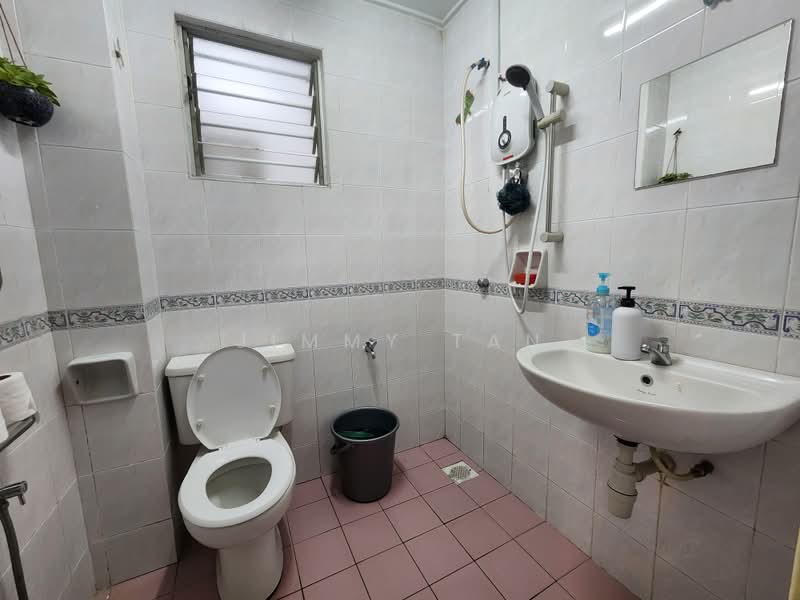 2-storey Terraced House for Sale in Sungai Buloh (Selangor) - Jimmy Tan - Bathroom - PropertyGuru.com.my