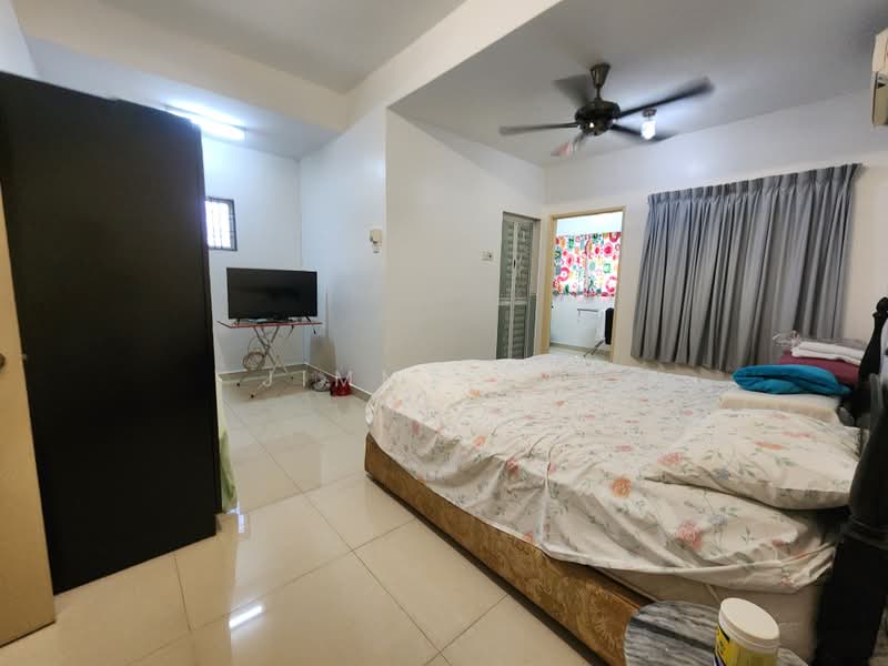 2-storey Terraced House for Sale in Sungai Buloh (Selangor) - Jimmy Tan - Bedroom - PropertyGuru.com.my