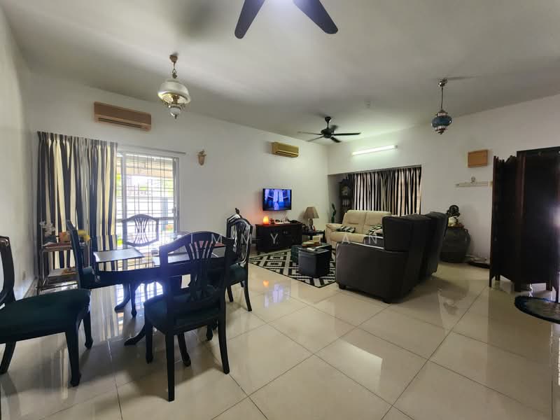 2-storey Terraced House for Sale in Sungai Buloh (Selangor) - Jimmy Tan - Living Room - PropertyGuru.com.my