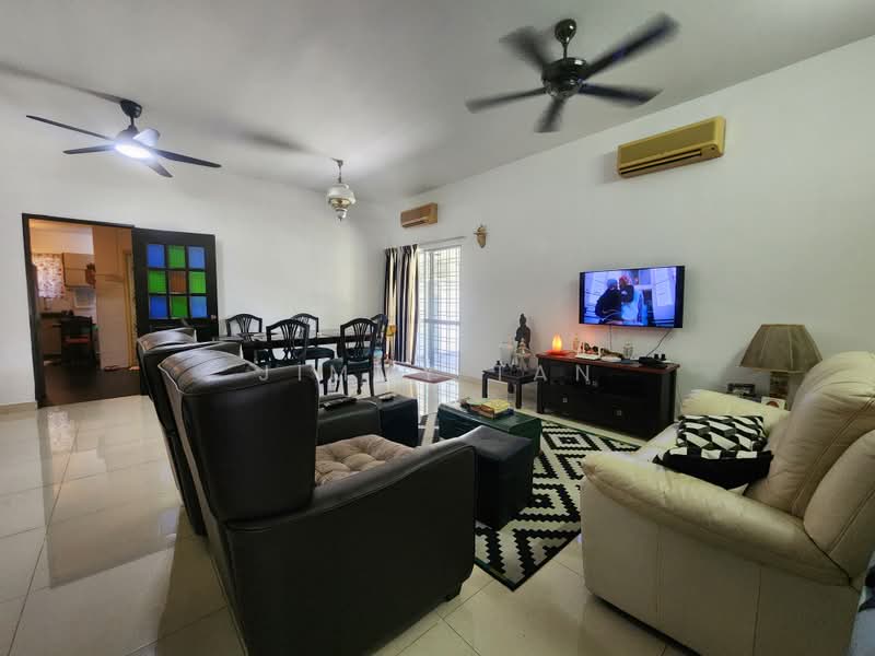 2-storey Terraced House for Sale in Sungai Buloh (Selangor) - Jimmy Tan - Living Room - PropertyGuru.com.my