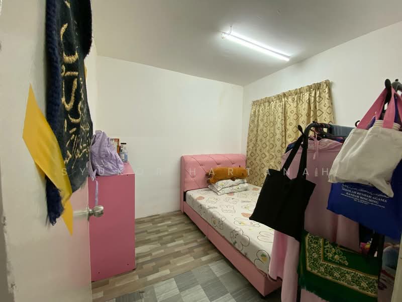 Condominium for Sale at D'Kristal Apartment (Pangsapuri D'Kristal) - Syukor Hartanah - Bedroom - PropertyGuru.com.my