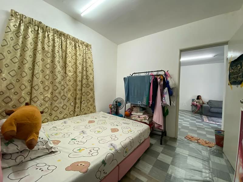 Condominium for Sale at D'Kristal Apartment (Pangsapuri D'Kristal) - Syukor Hartanah - Bedroom - PropertyGuru.com.my
