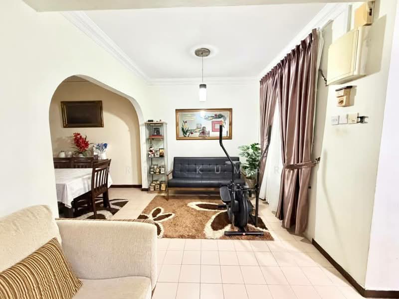 Rumah Teres 2 Tingkat untuk Dijual di SS7 (Petaling Jaya) - Prem Kumar - Living Room - PropertyGuru.com.my