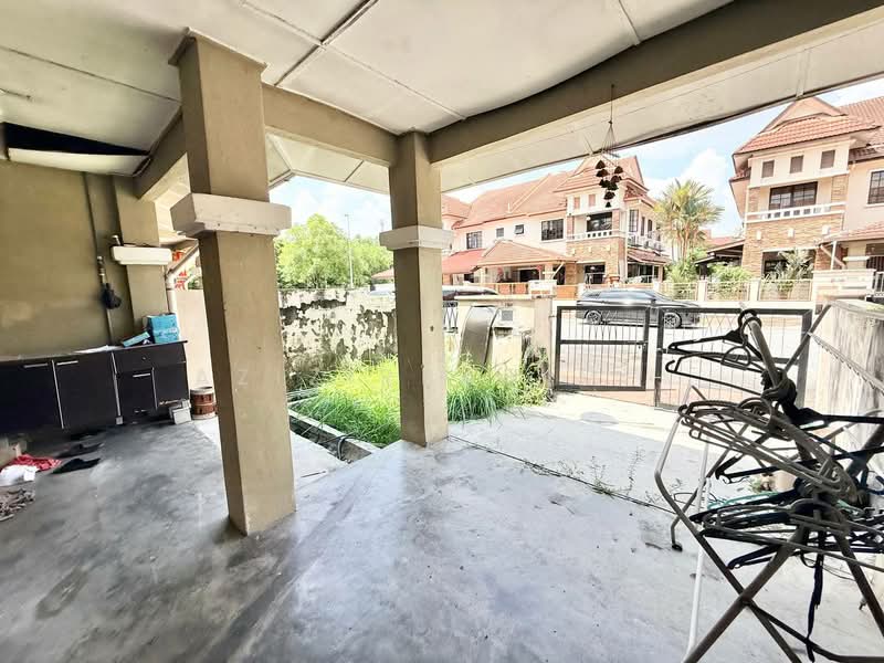 Rumah Teres 2 Tingkat untuk Dijual di Puchong (Selangor) - Azizirrahim . - Exterior - PropertyGuru.com.my