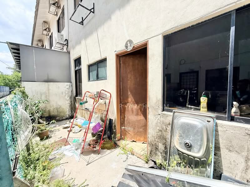 Rumah Teres 2 Tingkat untuk Dijual di Puchong (Selangor) - Azizirrahim . - Exterior - PropertyGuru.com.my