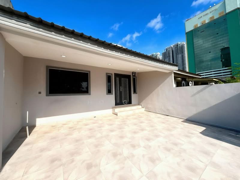 1-storey Terraced House for Sale in Taman Abad (Johor Bahru) - Hong . - Exterior - PropertyGuru.com.my